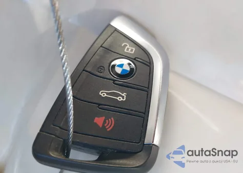 2018 BMW X1 xDrive28I z USA, uszkodzony, nr VIN WBXHT3C30J3H33320